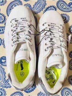GAS Brand  Everyday Athletic Shoes, Size 6.5